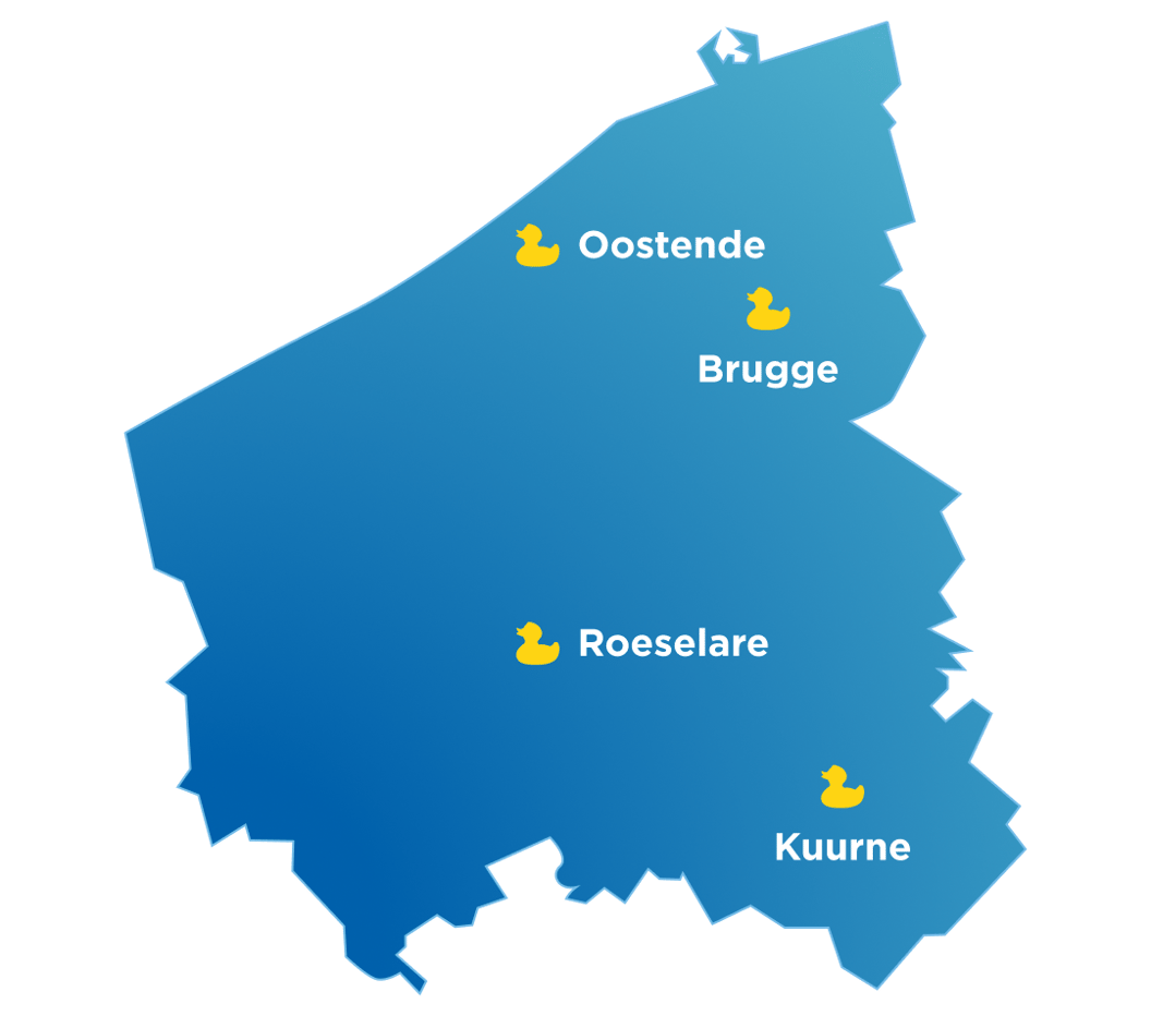Blauwe kaart van West-Vlaanderen met x²o badkamers showrooms aangeduid in Oostende, Brugge, Roeselare en Kuurne.