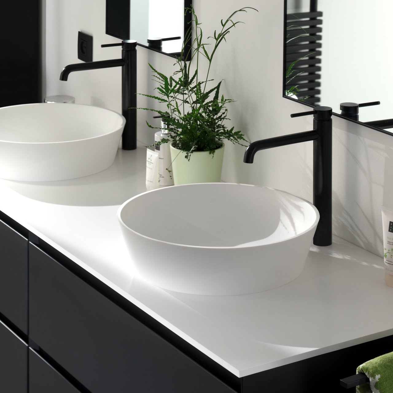 Balmani Still vasque à poser Solid Surface mat rond Ø 38 cm