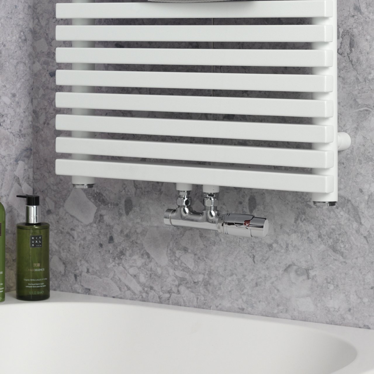 Vipera Lungo thermostatische radiatorkraan 90° haakse aansluiting chroom