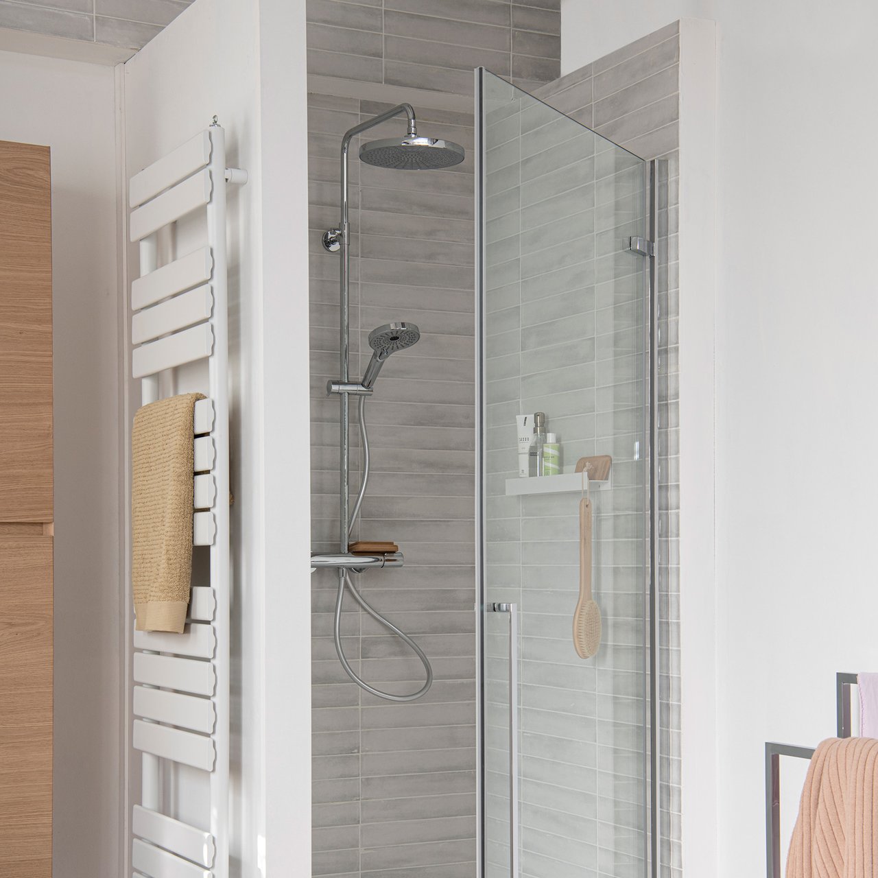Blaufoss Onos 250 Duschsystem: Chrom Glänzend