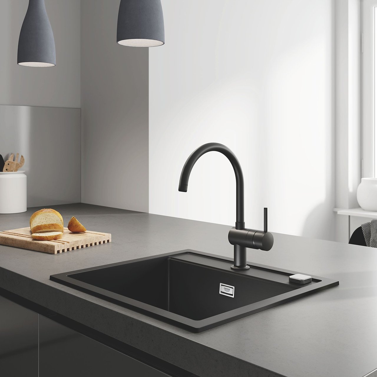 Grohe Minta C-uitloop keukenkraan mat zwart 32917KS0