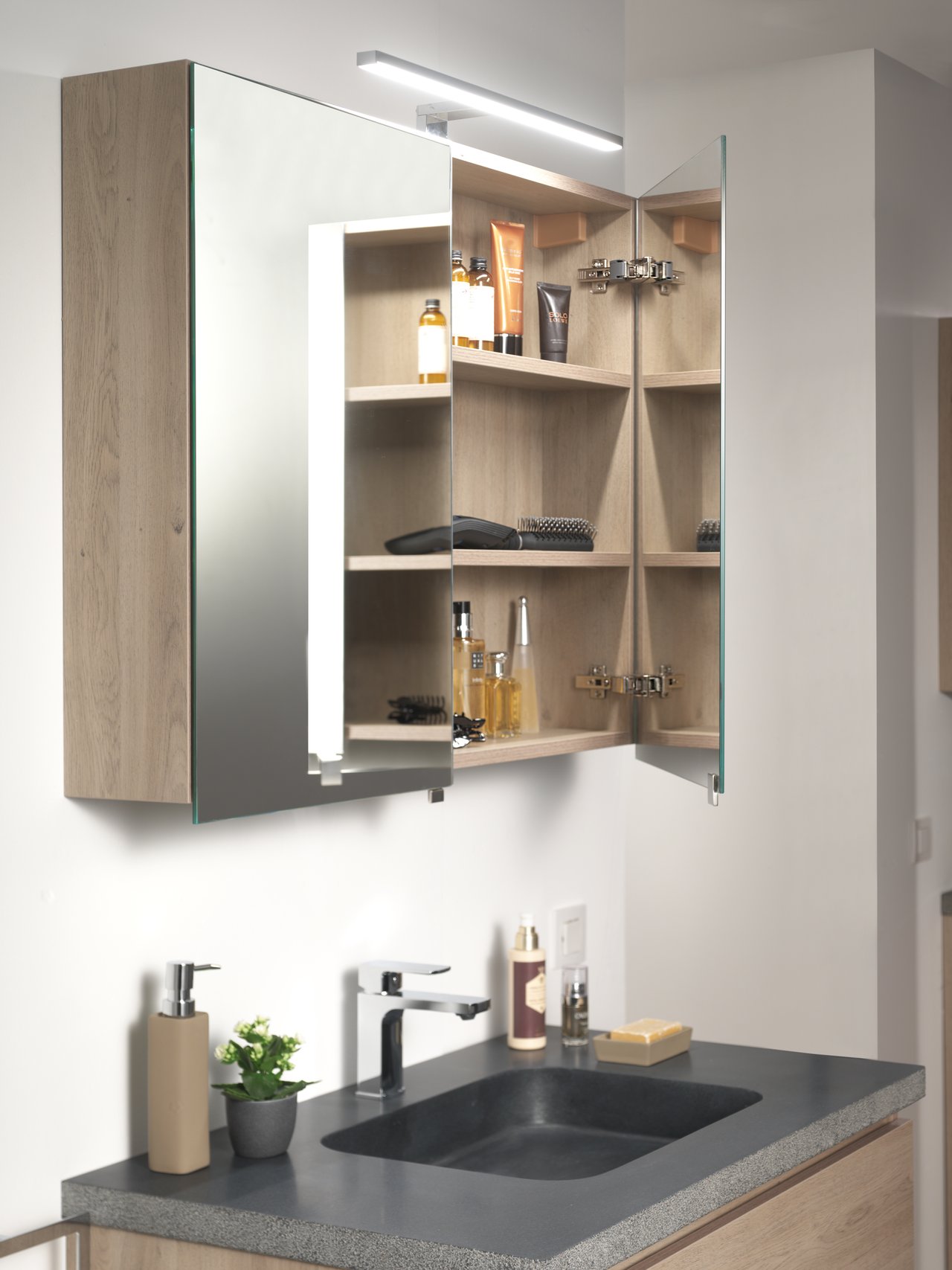 Balmani Lucida Spiegelschrank Bad: 90 x 72 cm, Eiche verwittert