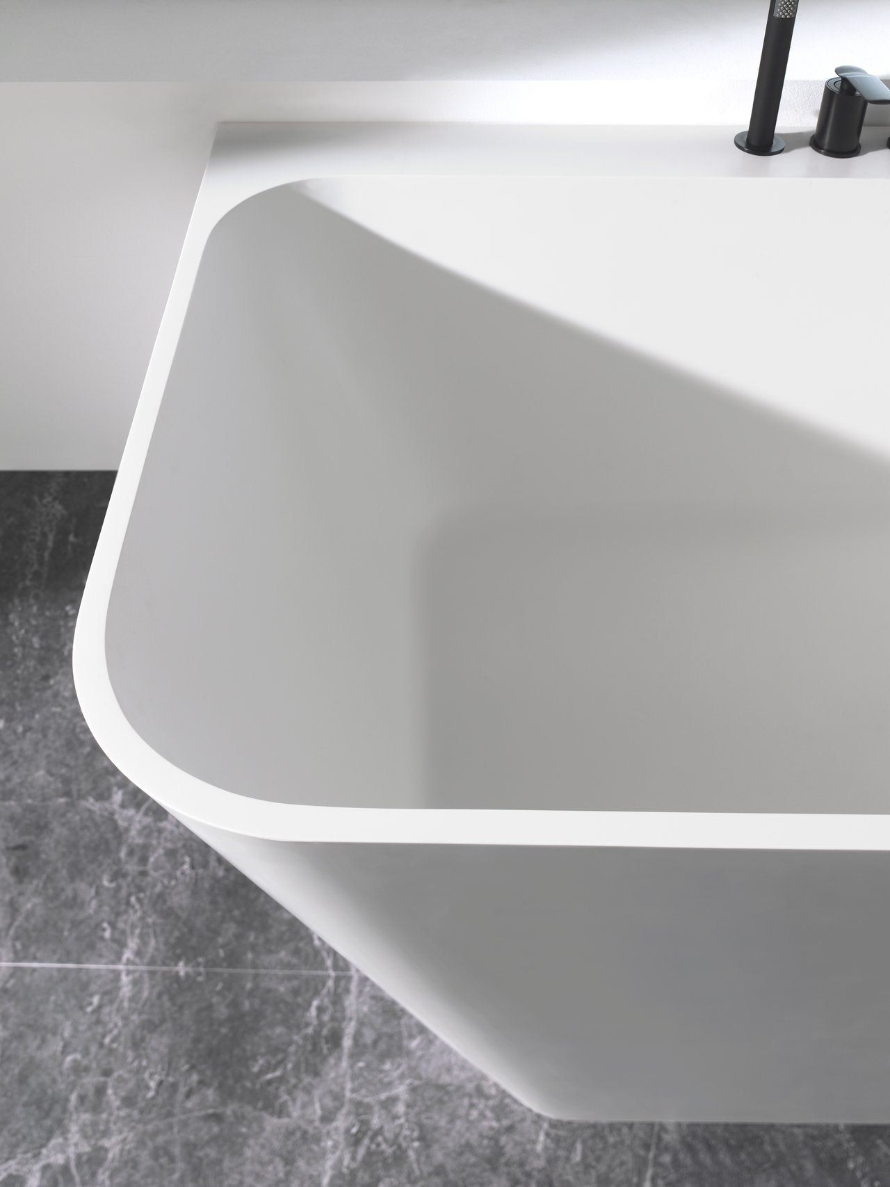 Balmani Zigga tweepersoons hoekbad rechts 180 x 85 cm Solid Surface mat wit