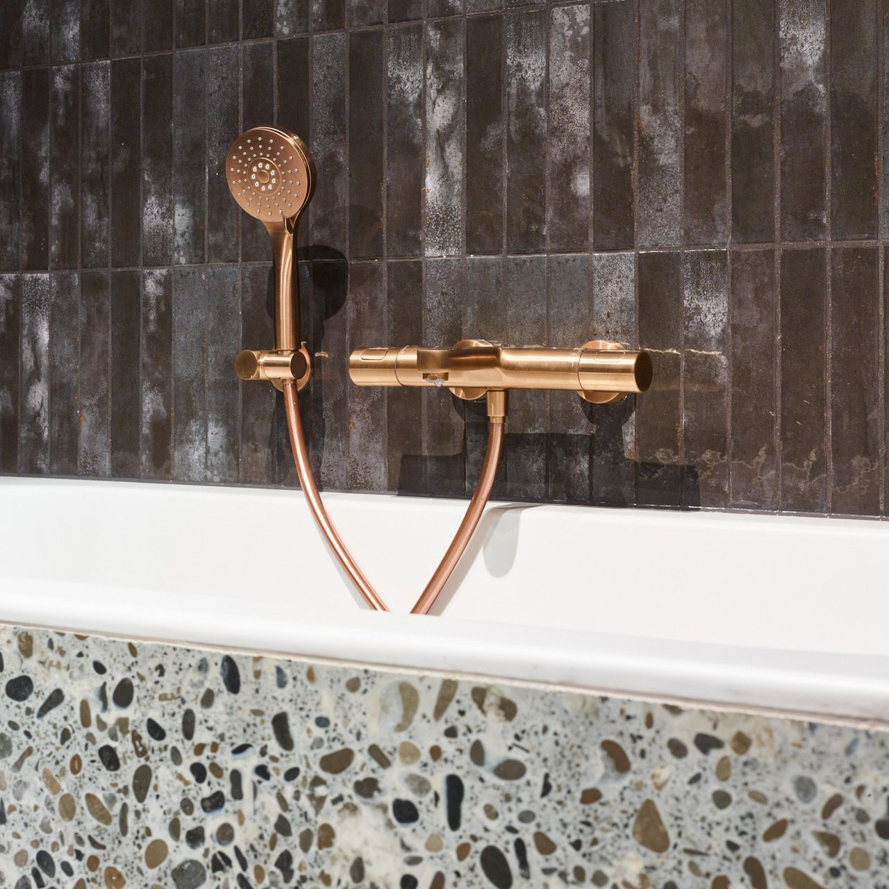 Blaufoss Apollo Thermostat-Badewannenarmatur: Brushed Rosegold