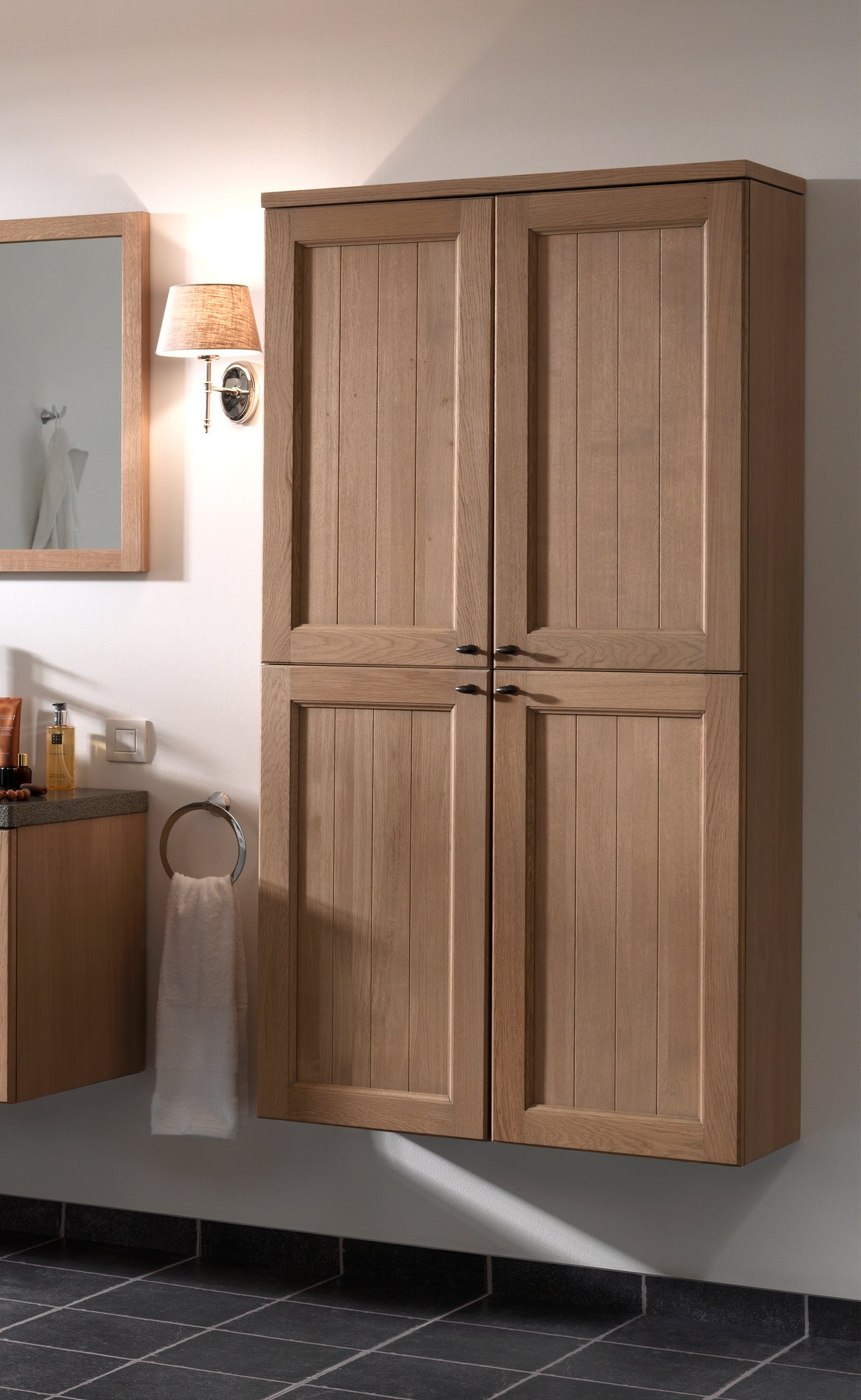 Balmani Lemon Badhochschrank: Hängend, Eiche verwittert, 45 x 35 x 169 cm