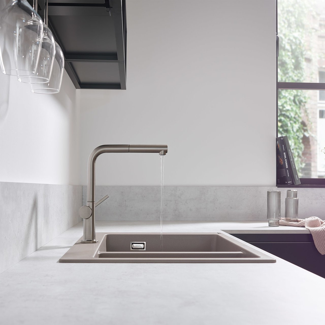 Hansgrohe Talis M54 270 keukenkraan met uittrekbare sproeikop rvs look