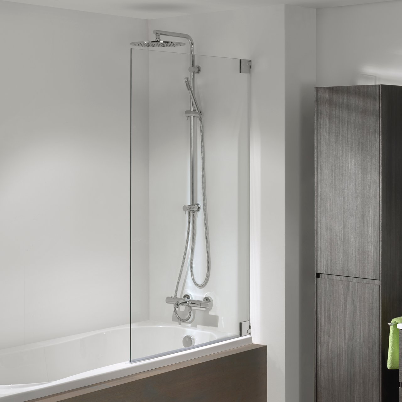 Luca Varess Pure Badewannenaufsatz: 90 cm, Klarglas, Chrom Profil