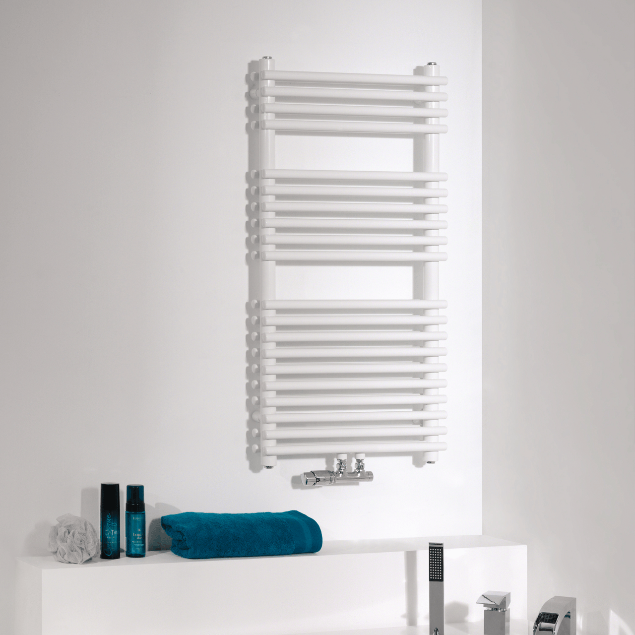 Vipera Alegria dubbele handdoekradiator 50 x 100 cm elektrische verwarming mat wit zij- en middenaansluiting 850W, weerstand inbegrepen