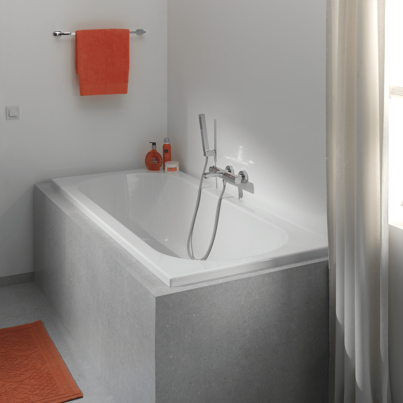 Luca Varess Rosala baignoire encastrable mono 170 x 70 cm acrylique Blanc Brillant
