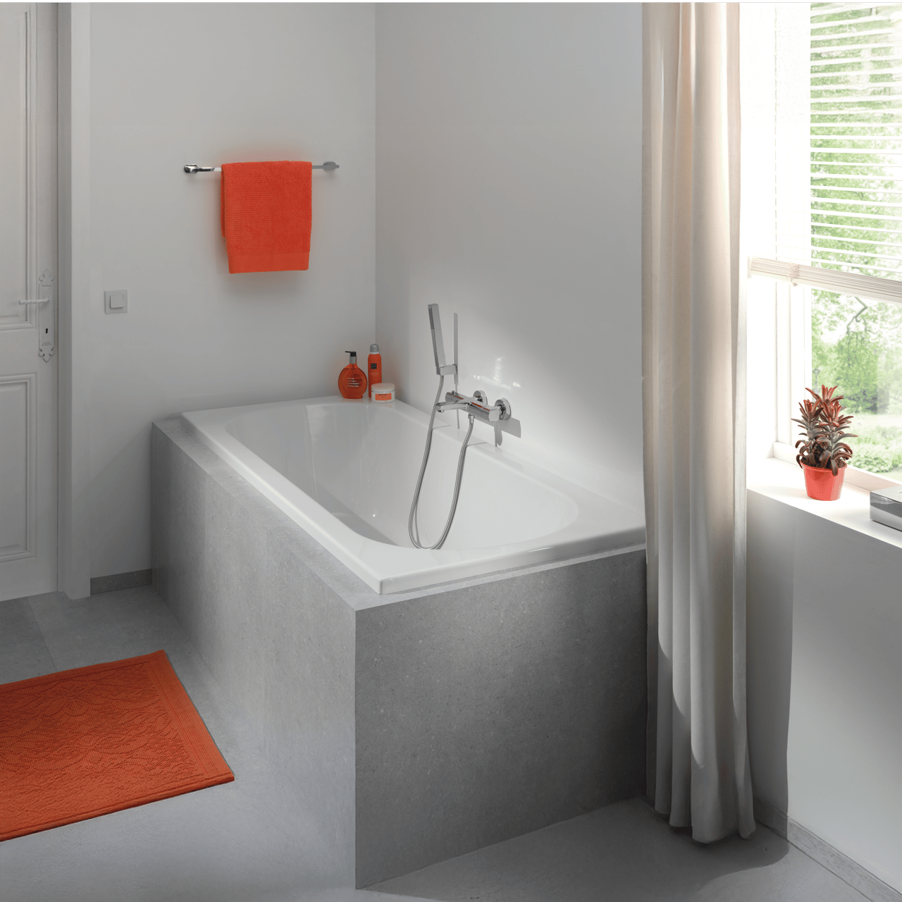 Luca Varess Rosala 1-Personen-Einbaubadewanne: 170 x 80 cm, Acryl, Weiß Glänzend