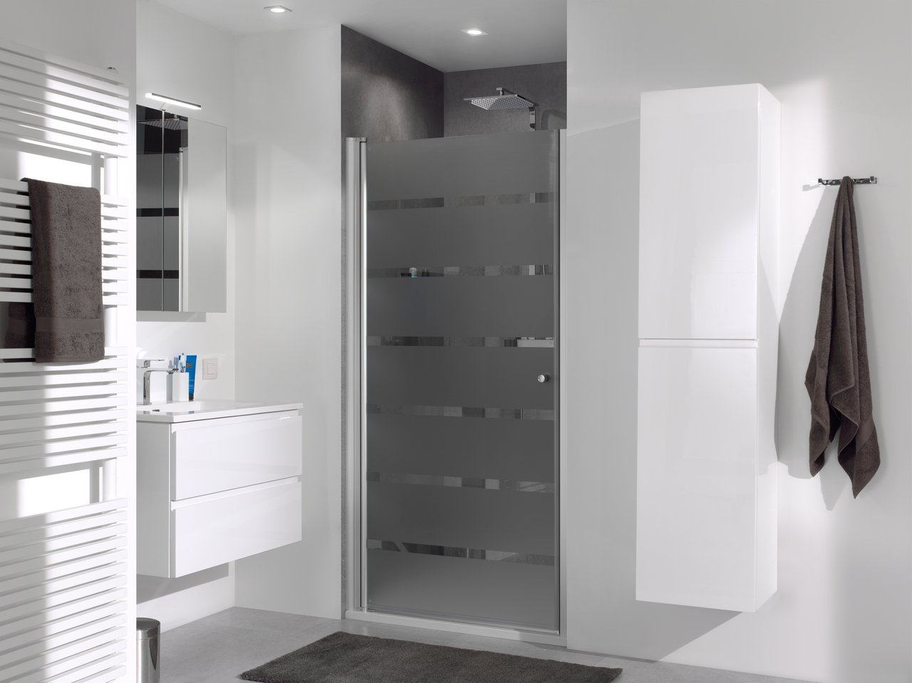 Luca Varess Cyrus douche draaideur 100 x 195 cm helder gestreept glas mat aluminium profiel
