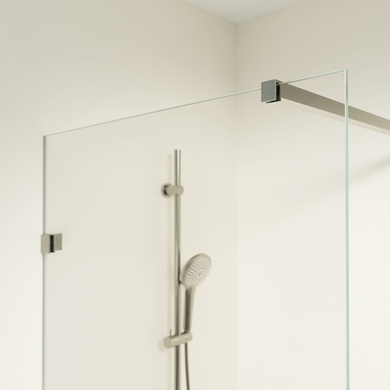 Luca Varess Solid badwand 80 cm helder glas geborsteld Gunmetal profiel