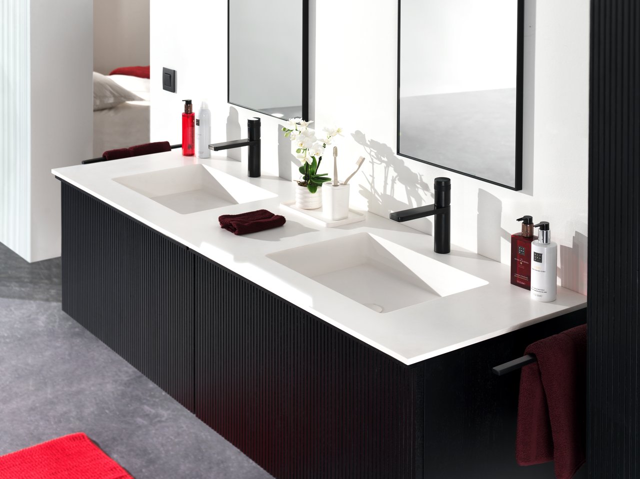 Balmani Click Curved afvoerplug afsluitbaar Solid Surface