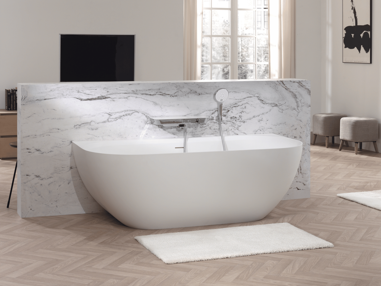Halb freistehende Badewanne