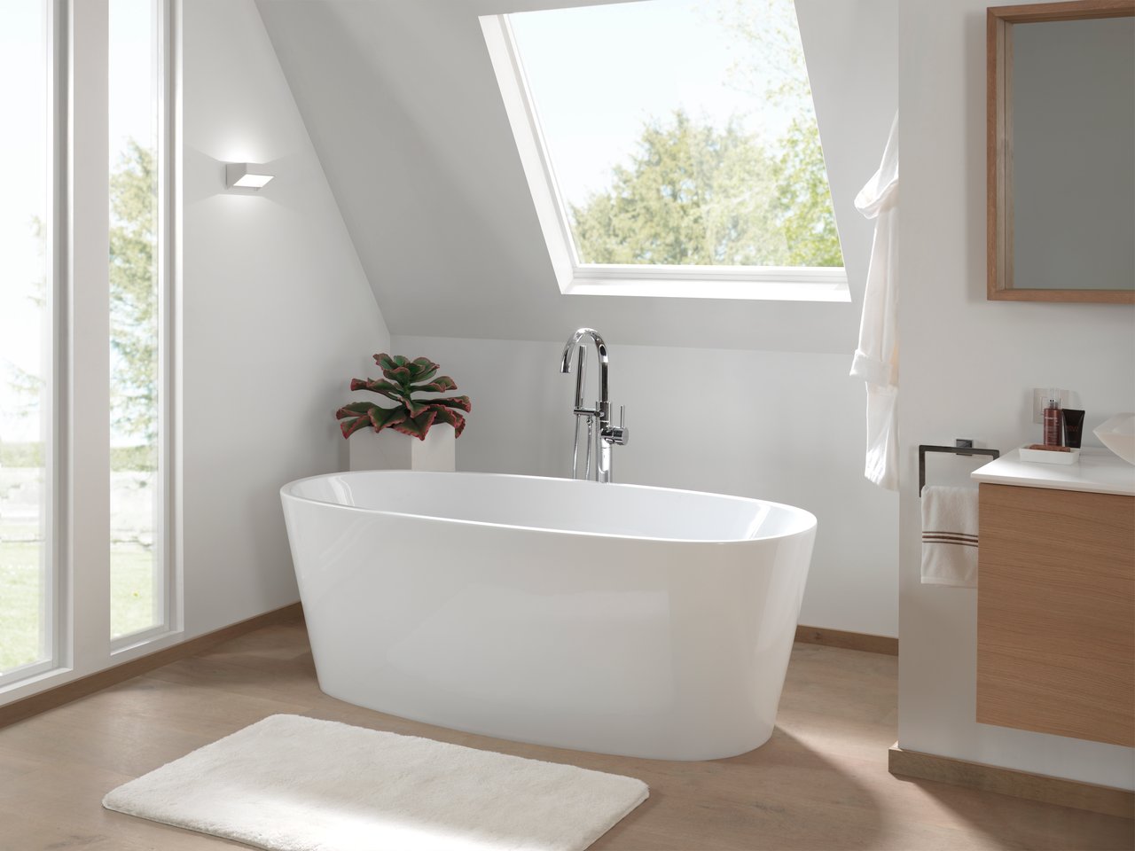 Luca Varess Amora ovaal vrijstaand bad 174 x 79 cm acryl hoogglans wit