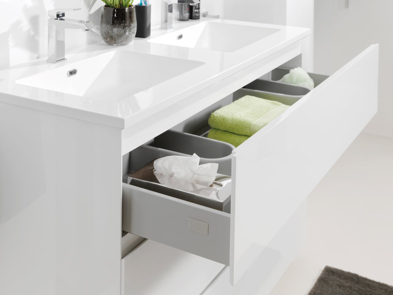 Storke Edge meuble sous-vasque a poser 120 x 52 cm Blanc Brillant 3 tiroirs 2 découpés de siphon