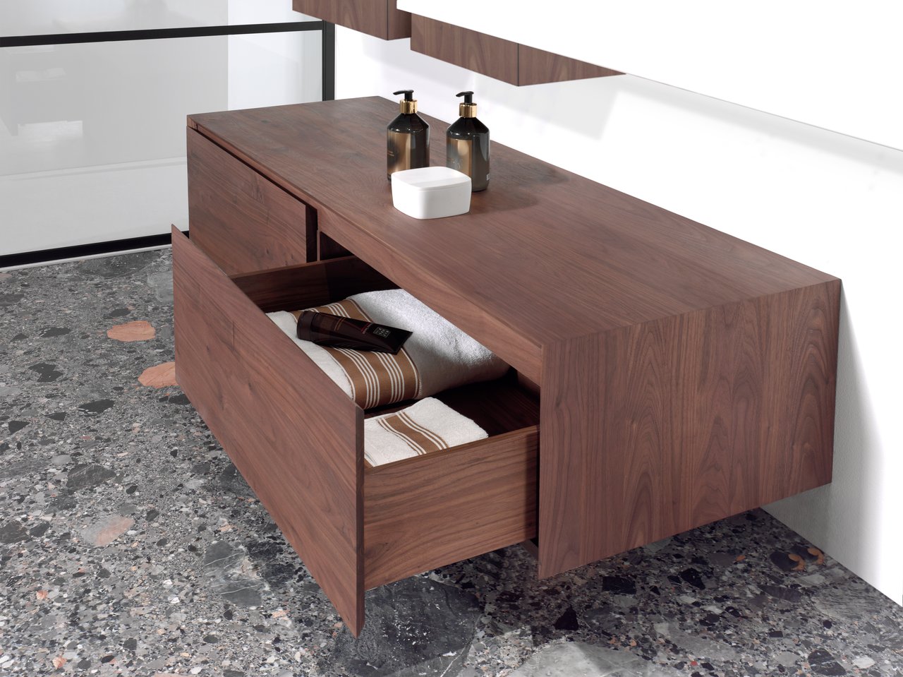 Balmani Mitra Elements meuble sous-lavabo suspendu 150 x 50 cm noyer Américain 2 tiroirs