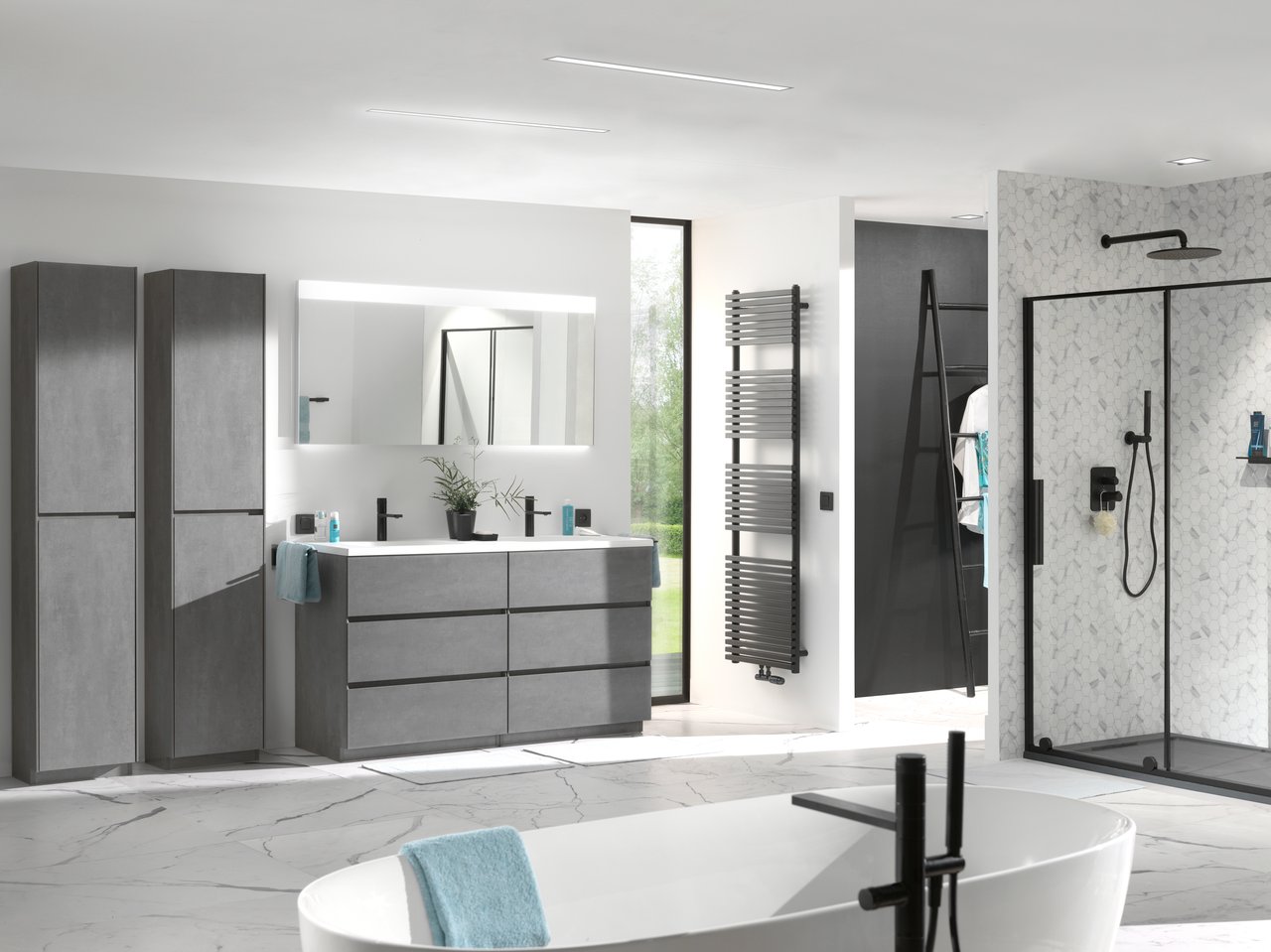 ENKEL VOOR DUITSE MARKT - Vipera Vesuvio enkele handdoekradiator 50 x 180 cm elektrische verwarming mat zwart zij- en middenaansluiting 1.205W, weerstand inbegrepen