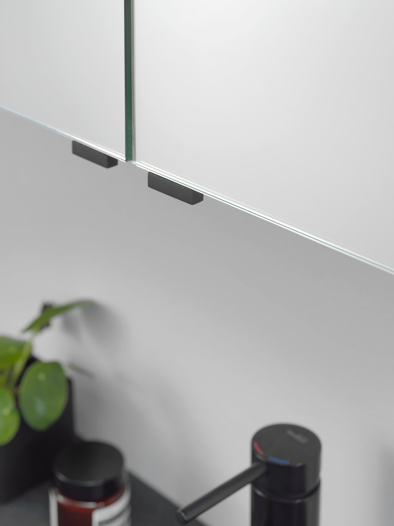 Balmani Oberture XS 2er-Set, Handgriffe für Spiegelschrank, schwarz matt