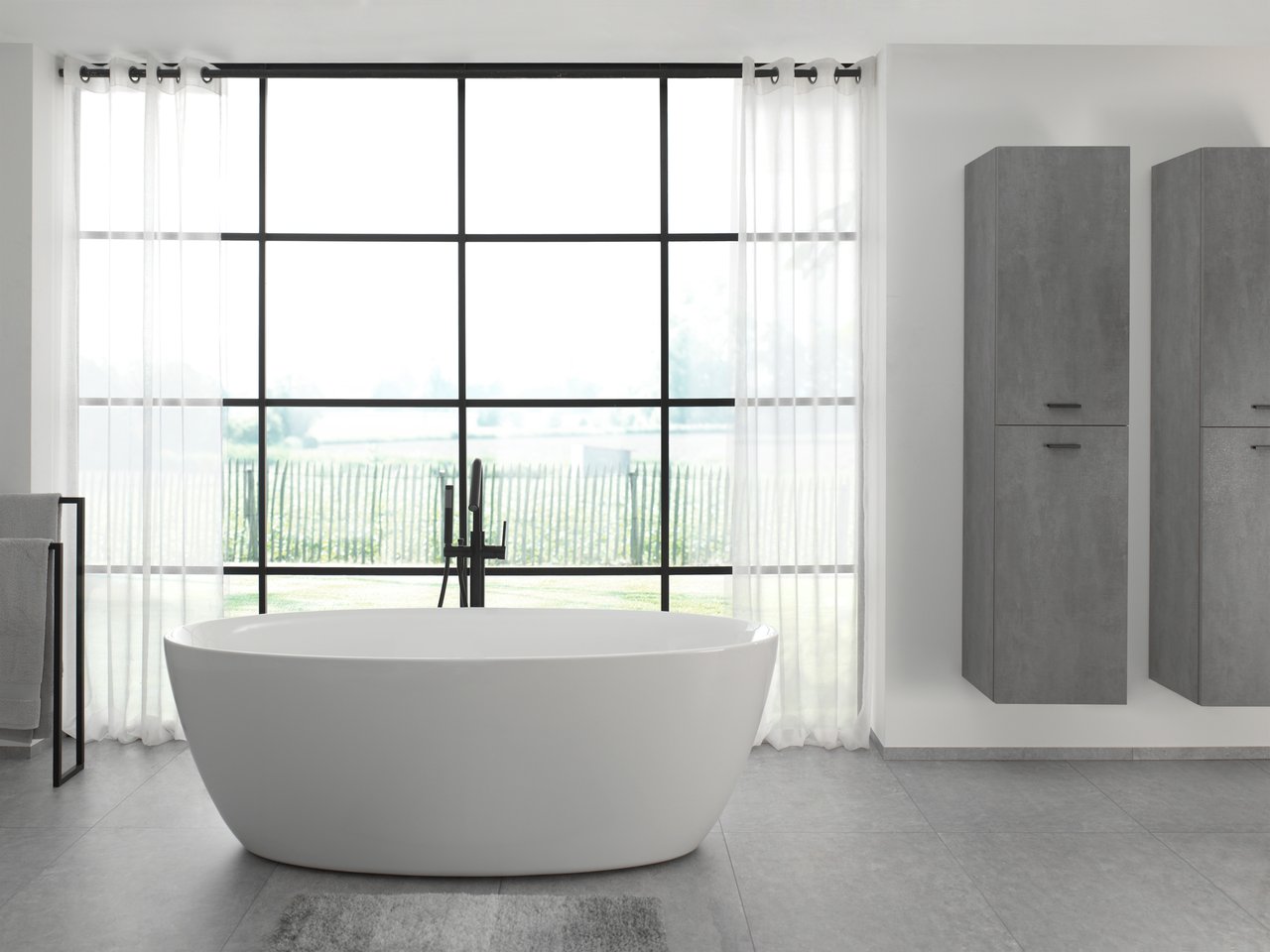 Luca Varess Dias ovaal vrijstaand bad 170 x 82 cm acryl hoogglans wit