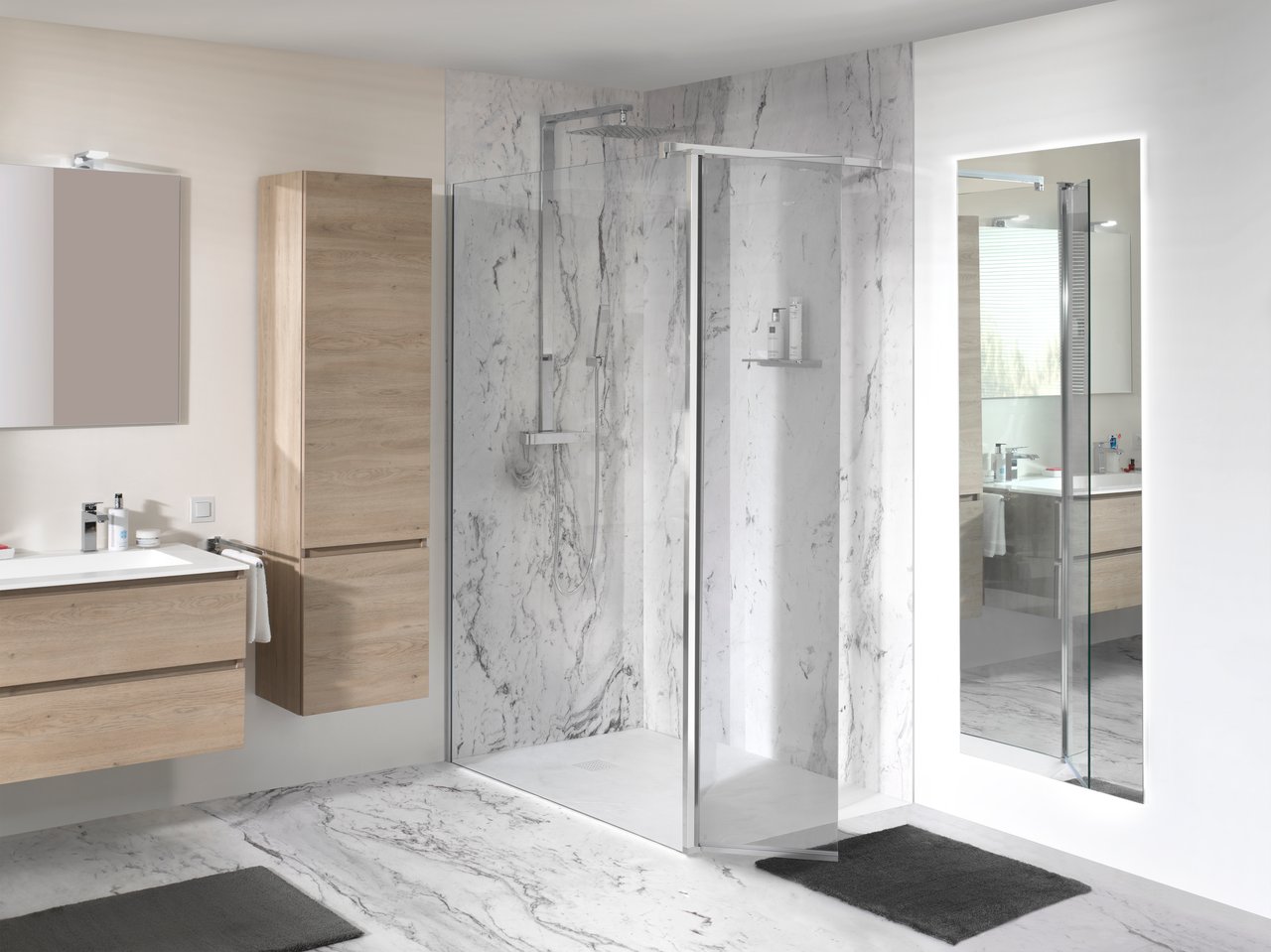 Balmani Move douche à l'italienne avec panneau latéral pivotant 140 x 200 cm verre transparent profil chrome brillant