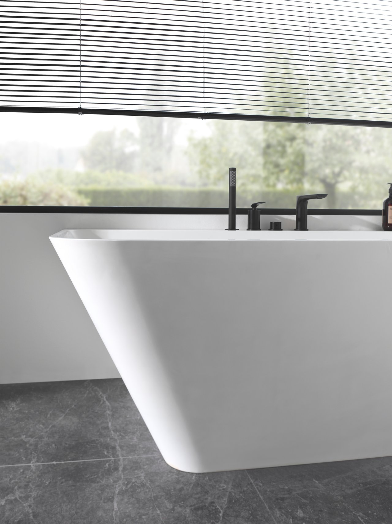 Balmani Zigga tweepersoons hoekbad rechts 180 x 85 cm Solid Surface mat wit