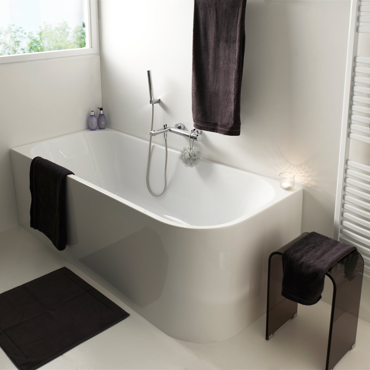 Luca Varess Mezzo baignoire d'angle gauche double 180 x 80 cm acrylique blanc mat