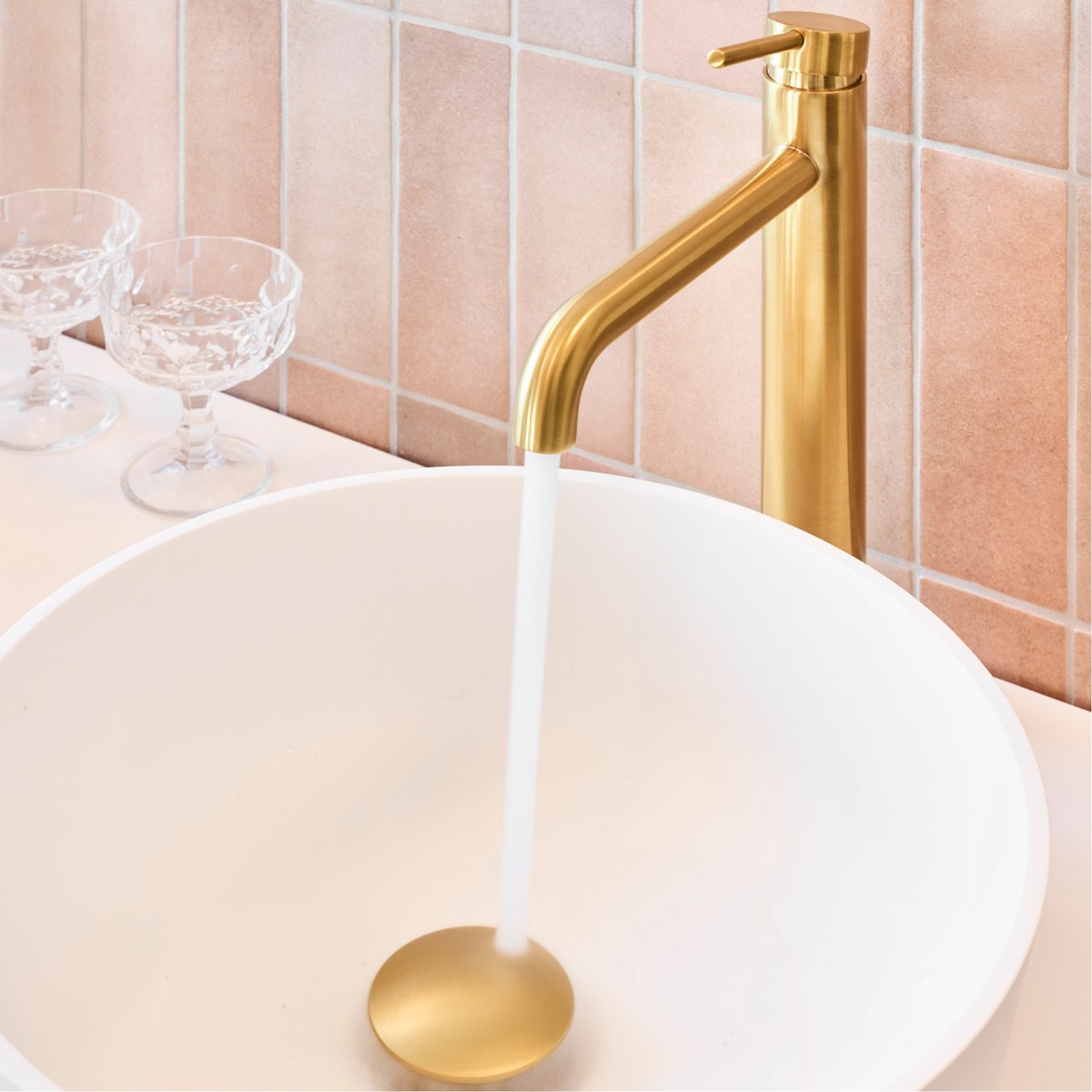 Blaufoss Round verhoogde wastafelkraan Brushed Gold