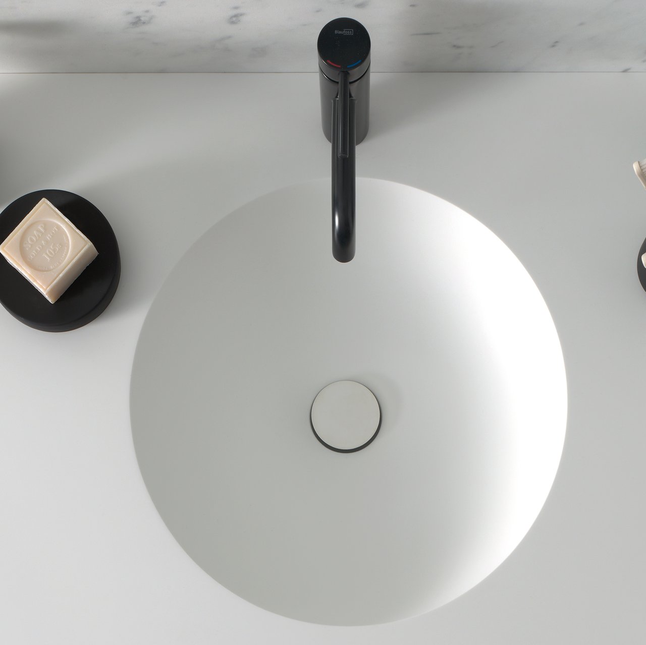 Balmani Click Flat crépine fermable Solid Surface