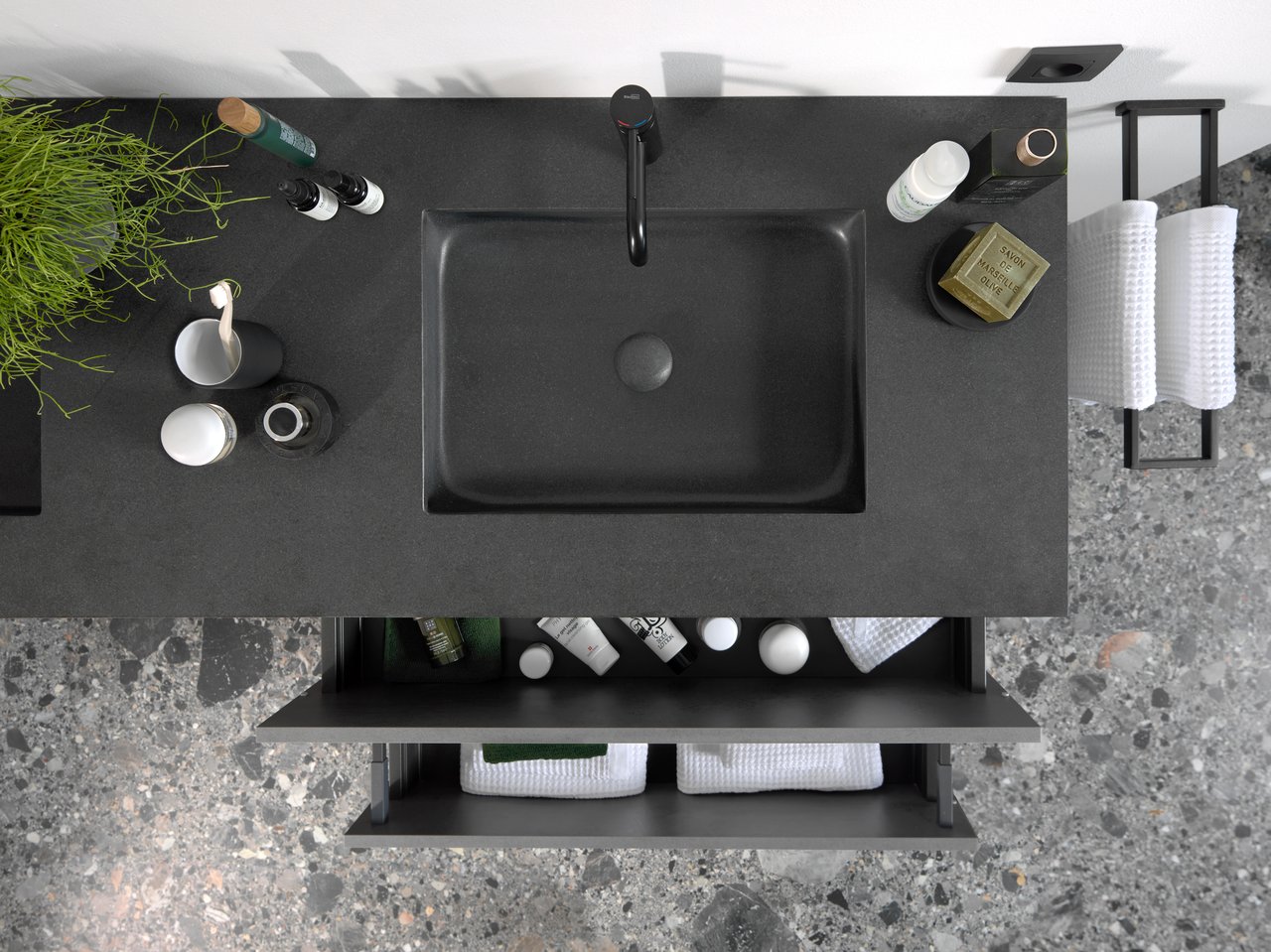 Balmani Tablo Facetta Doppelwaschtisch, Granit poliert, 180 x 55 cm