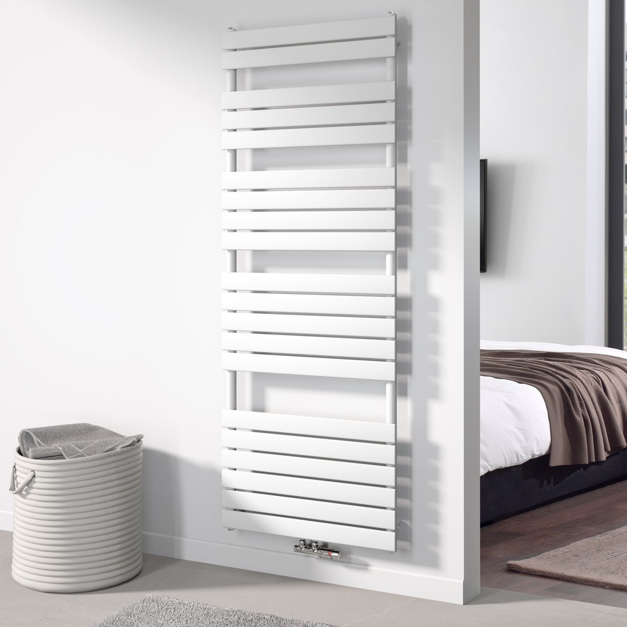 Vipera Vulcan enkele handdoekradiator 70 x 190 cm centrale verwarming mat wit zij- en middenaansluiting 1.507W