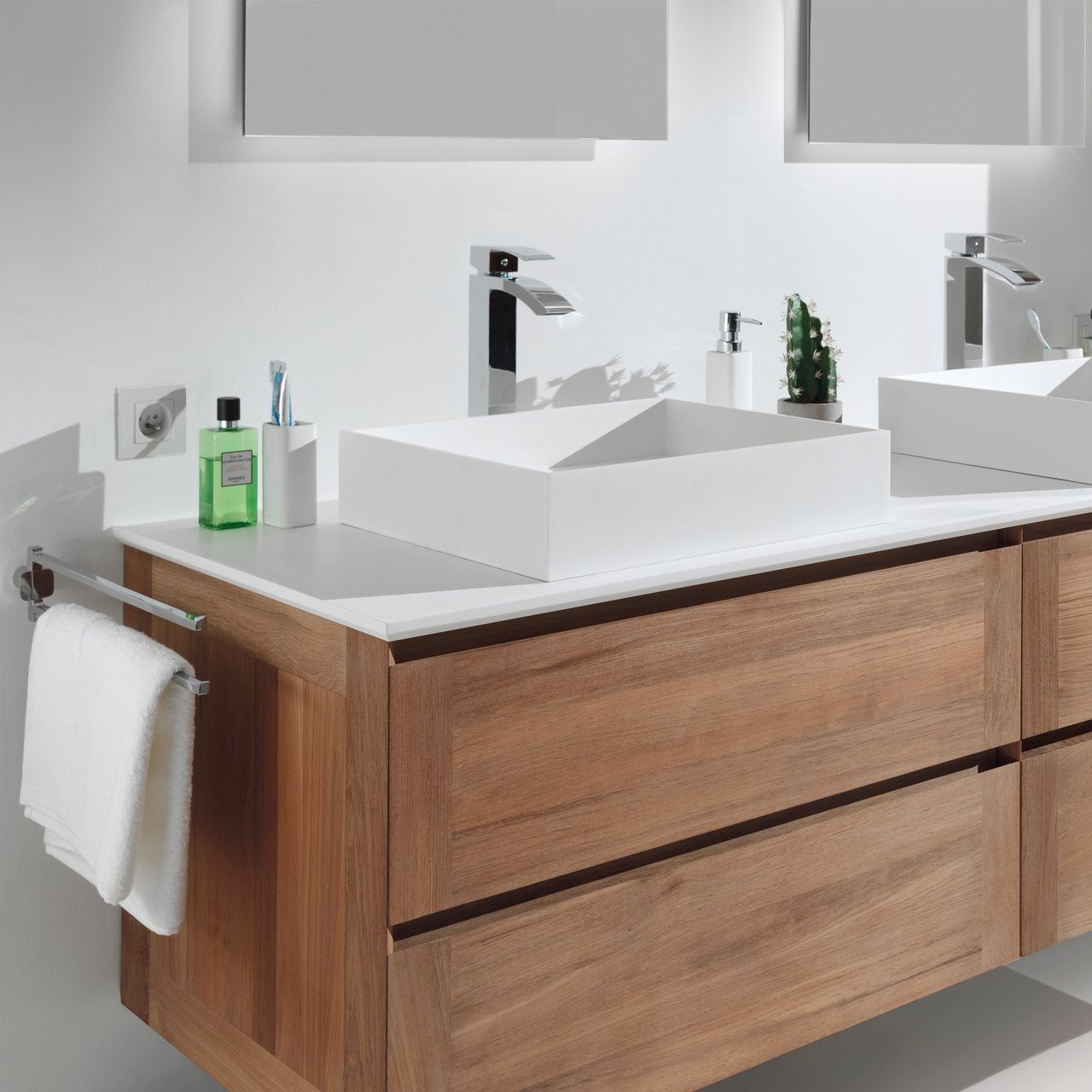 Blaufoss Miniato Waschbecken Armatur: Erhöht, Chrom glänzend