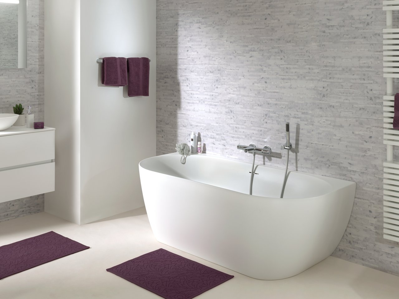 Luca Varess Otello halb freistehende Badewanne: 170 x 80 cm, Acryl, Weiß Glänzend