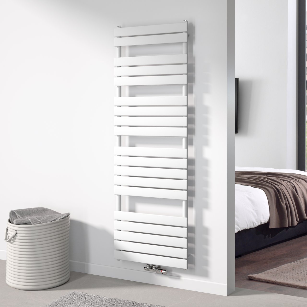 Vipera Vulcan enkele handdoekradiator 60 x 180 cm centrale verwarming mat wit zij- en middenaansluiting 1.252W