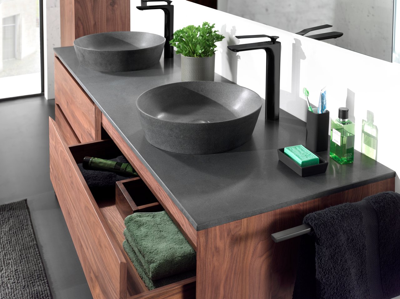 Balmani Still Aufsatzwaschbecken: Granit, poliert, rund, Ø 42.5 cm