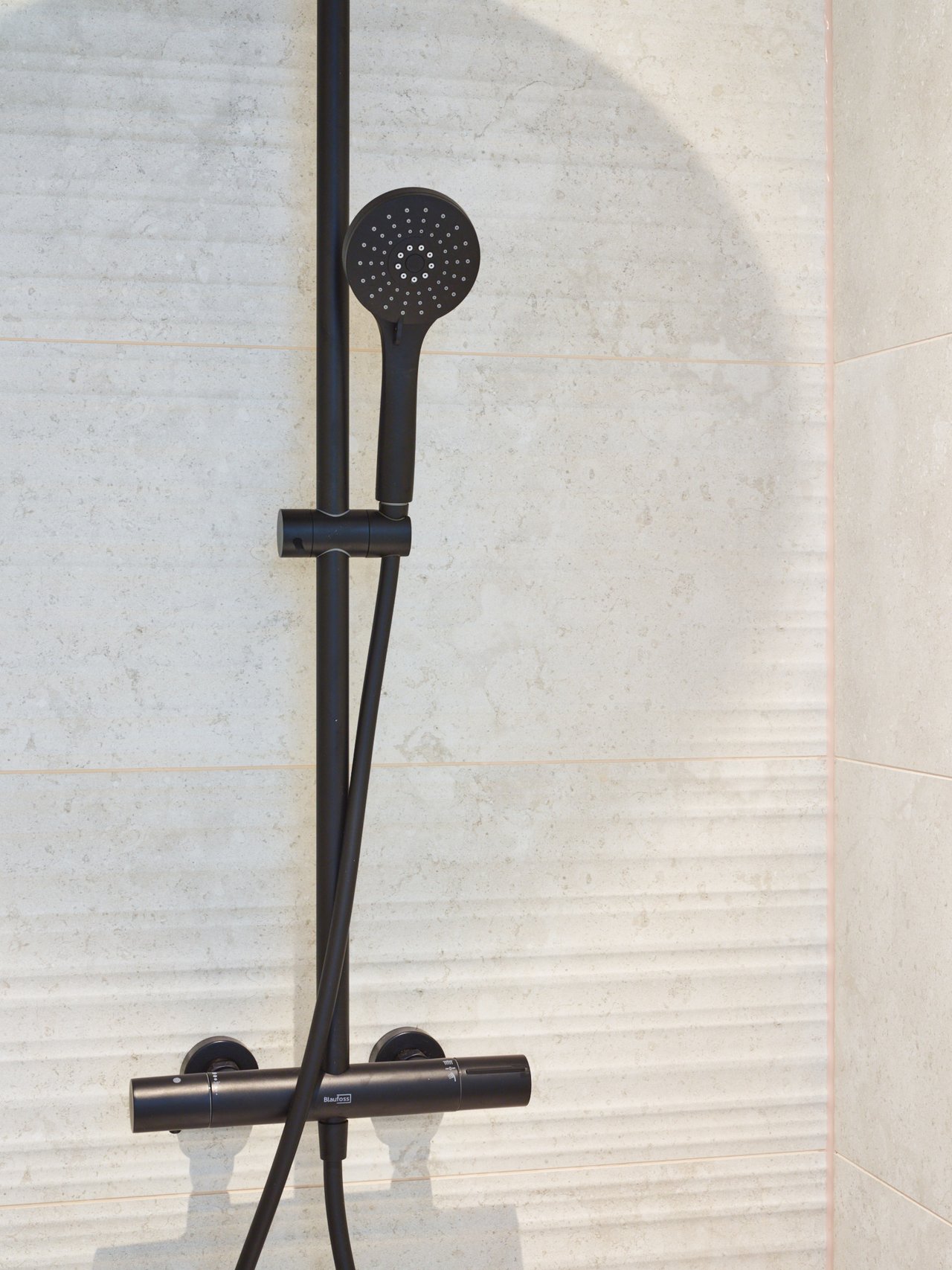 Blaufoss Round 300 colonne de douche de pluie mitigeur thermostatique noir mat