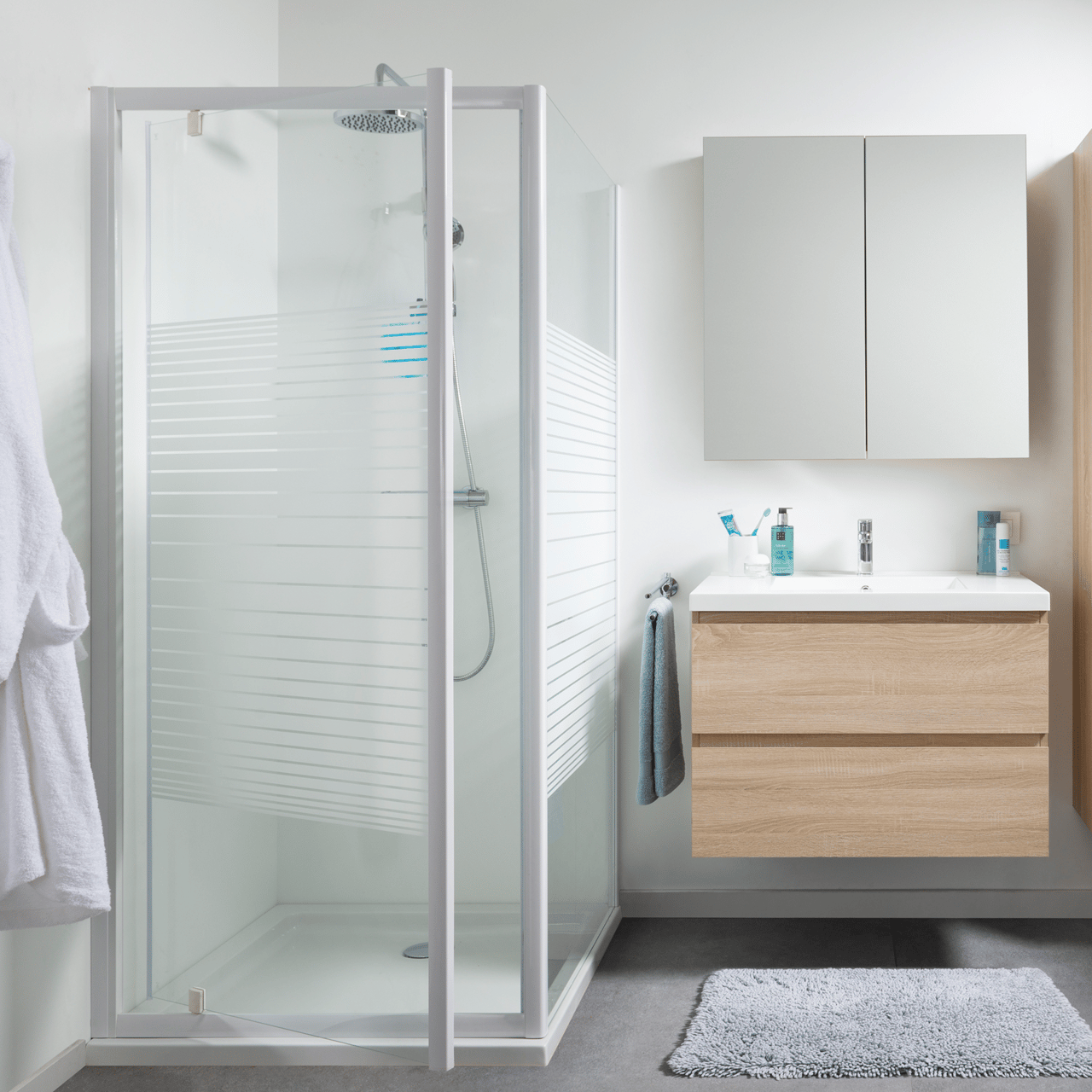 Linie Tarifa paroi d'angle avec porte pivotante et paroi latérale fixe 80 x 80 cm verre Rayé profil blanc brillant