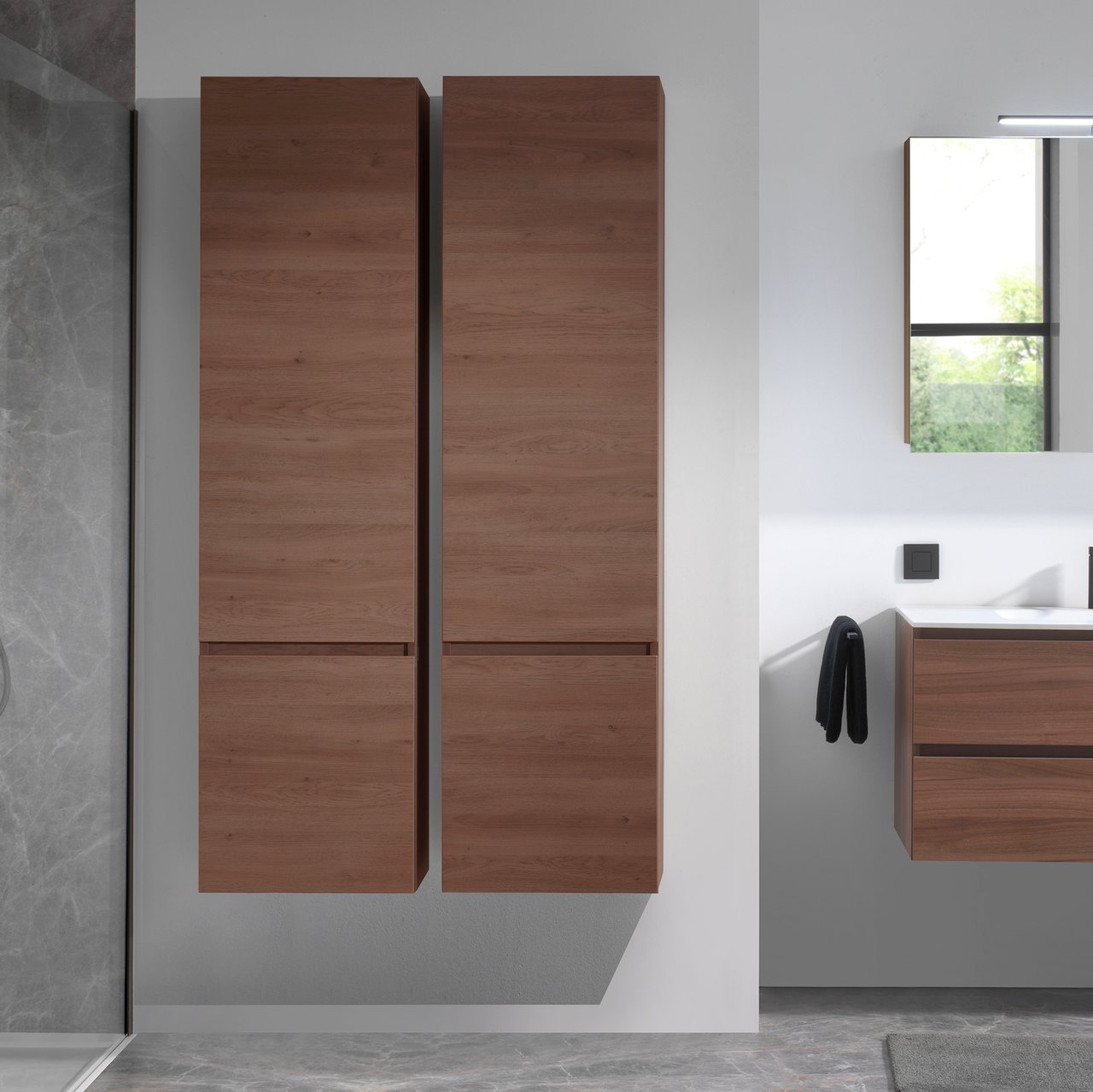 Balmani Cubo/Lucida hängender Hochschrank, rechts, Nussbaum, 45 x 35 x 169 cm