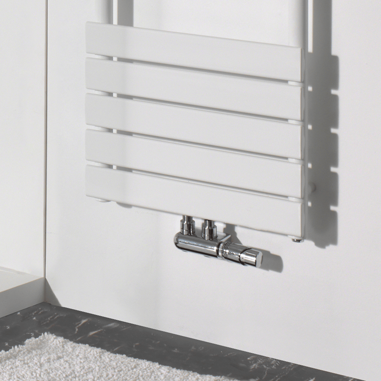 Vipera Deluxe thermostatische radiatorkraan 90° haakse aansluiting chroom