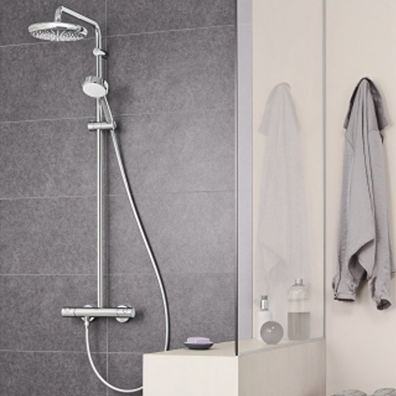 Grohe Tempesta Cosmopolitan System 250 Duschsystem: Chrom Glänzend