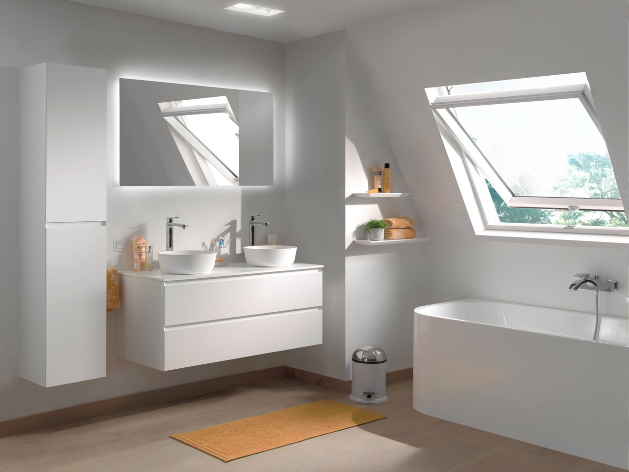 Balmani Mitra/Idra Badhochschrank: Hängend, Weiß matt, 35 x 35 x 169 cm