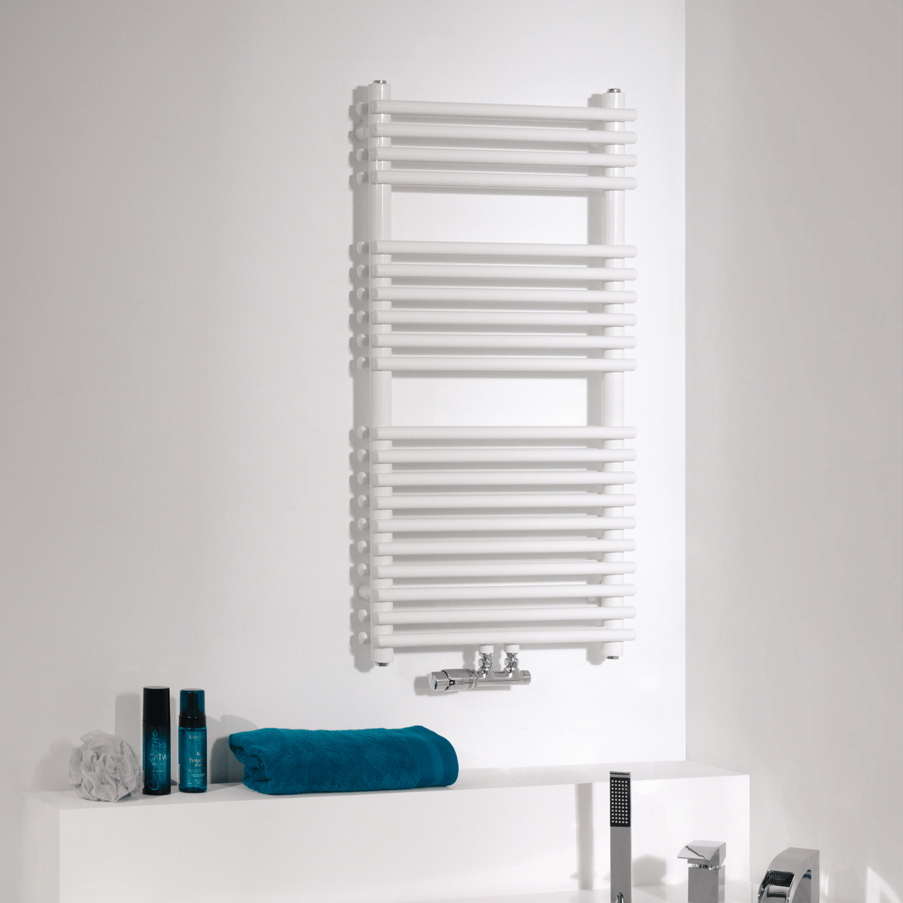 Vipera Alegria sèche-serviettes double 50 x 100 cm chauffage central blanc mat raccordements latéral et central possibles 929W