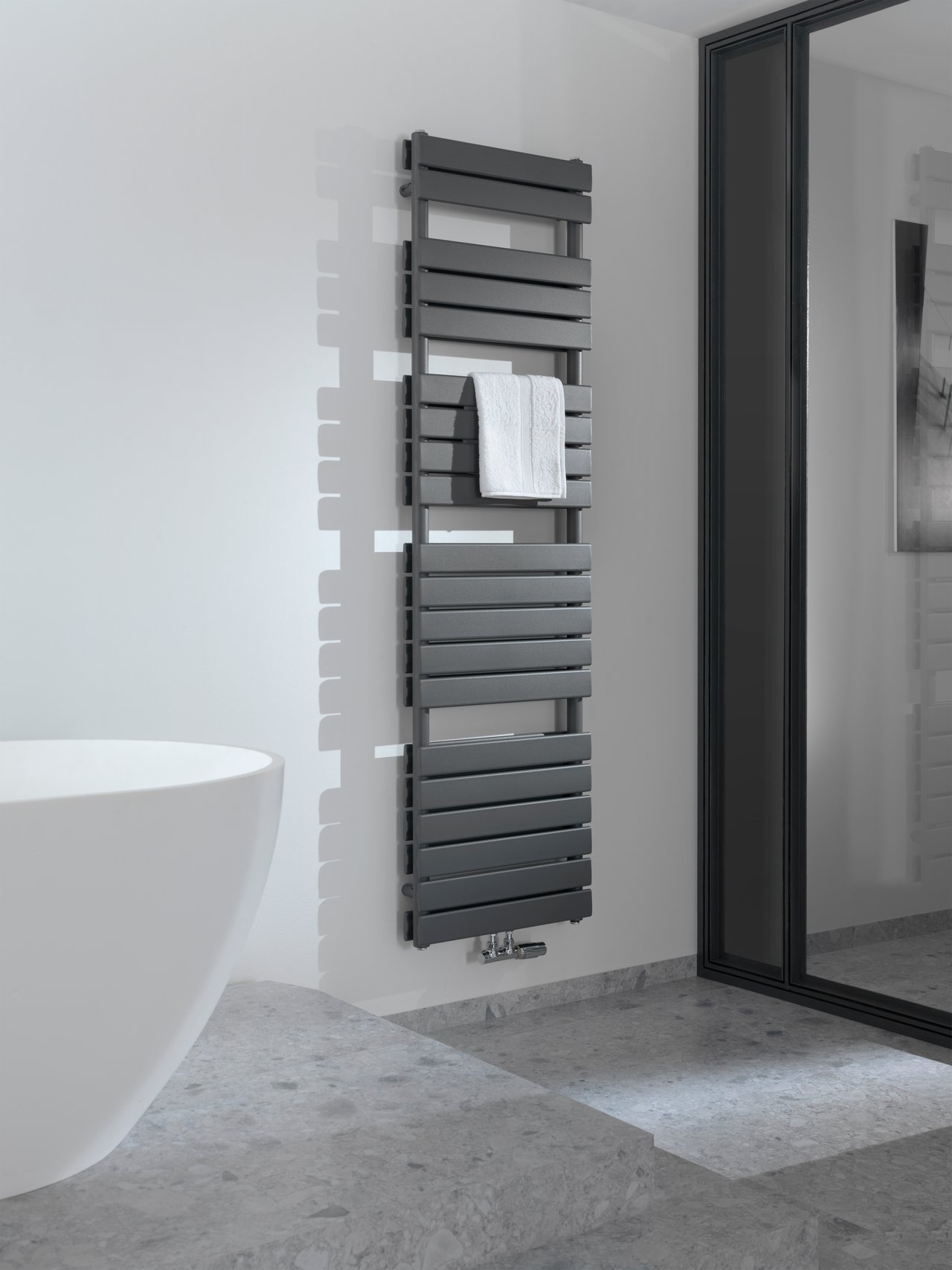 Vipera Vulcan dubbele handdoekradiator 60 x 183,5 cm centrale verwarming antraciet grijs zij- en middenaansluiting 1.975W