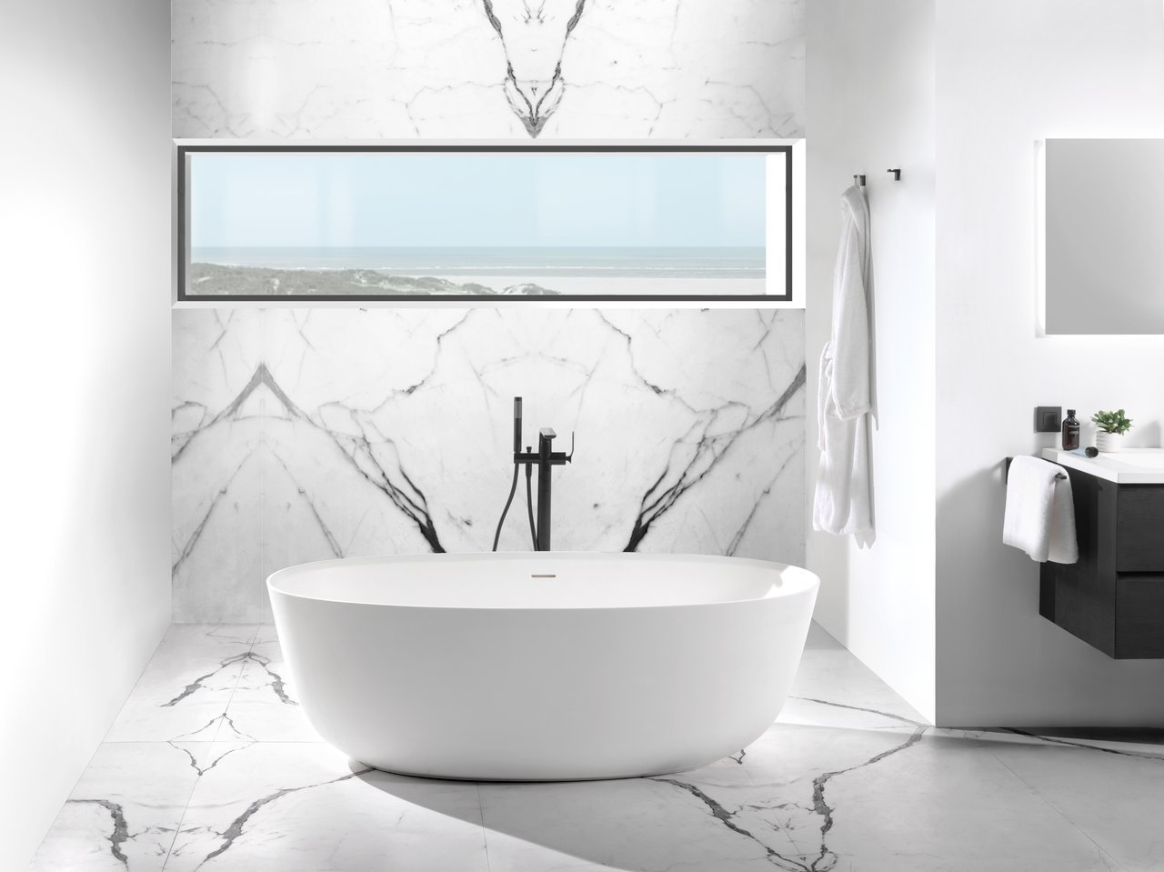 Blaufoss Expo vrijstaande badkraan mat zwart