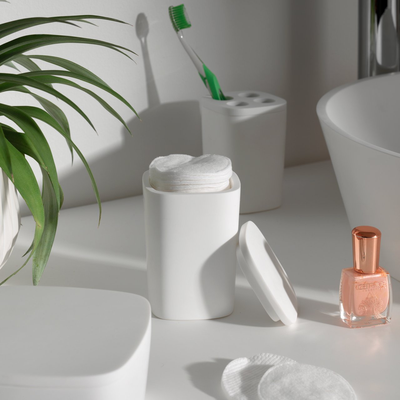 Balmani Testa pot à coton blanc mat Solid Surface 7 x 10,5 cm