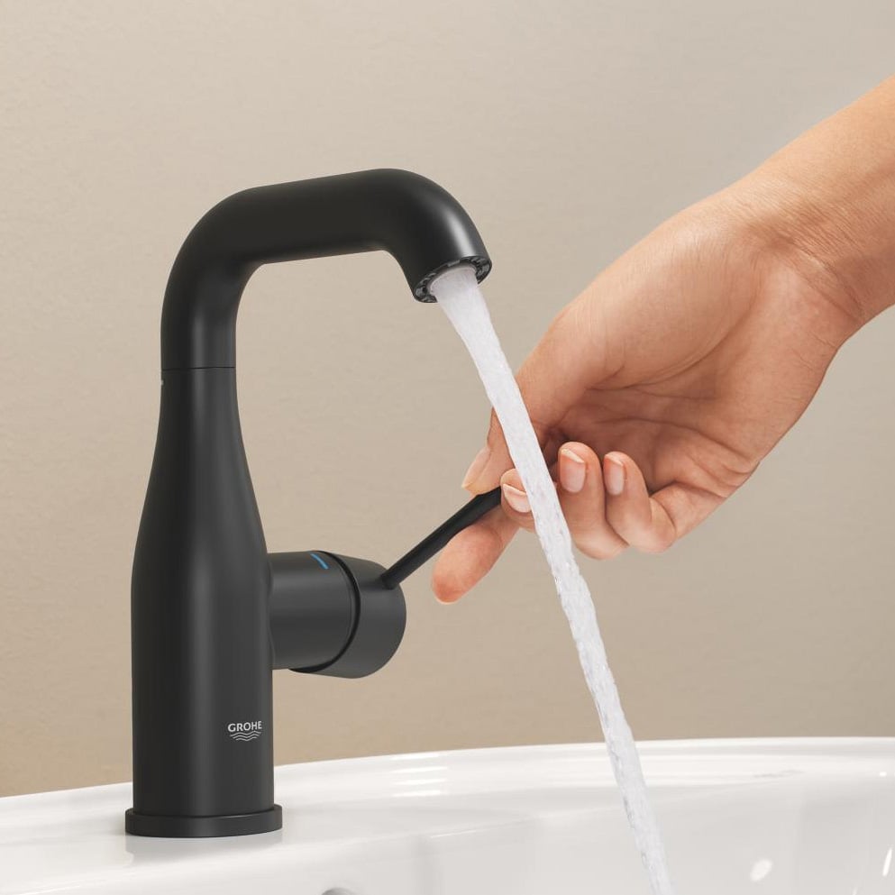 Grohe Essence M-Size wastafelkraan mat zwart