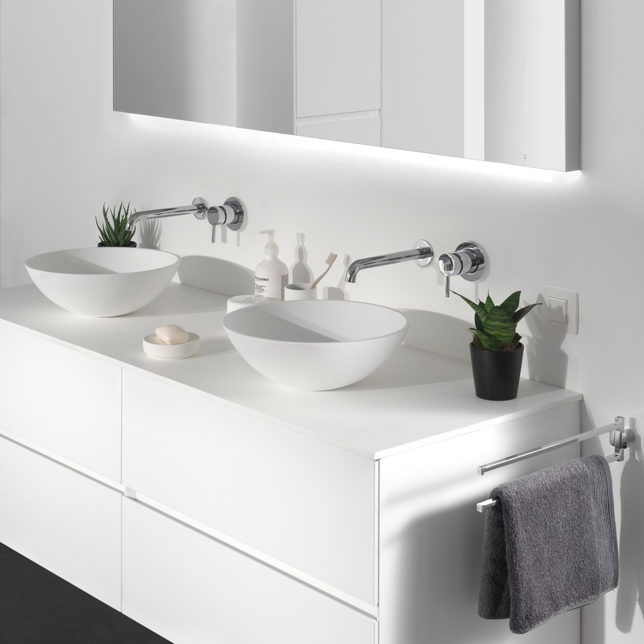 Blaufoss Round Unterputz-Waschbecken Armatur: Chrom glänzend, Einbauelement inklusive