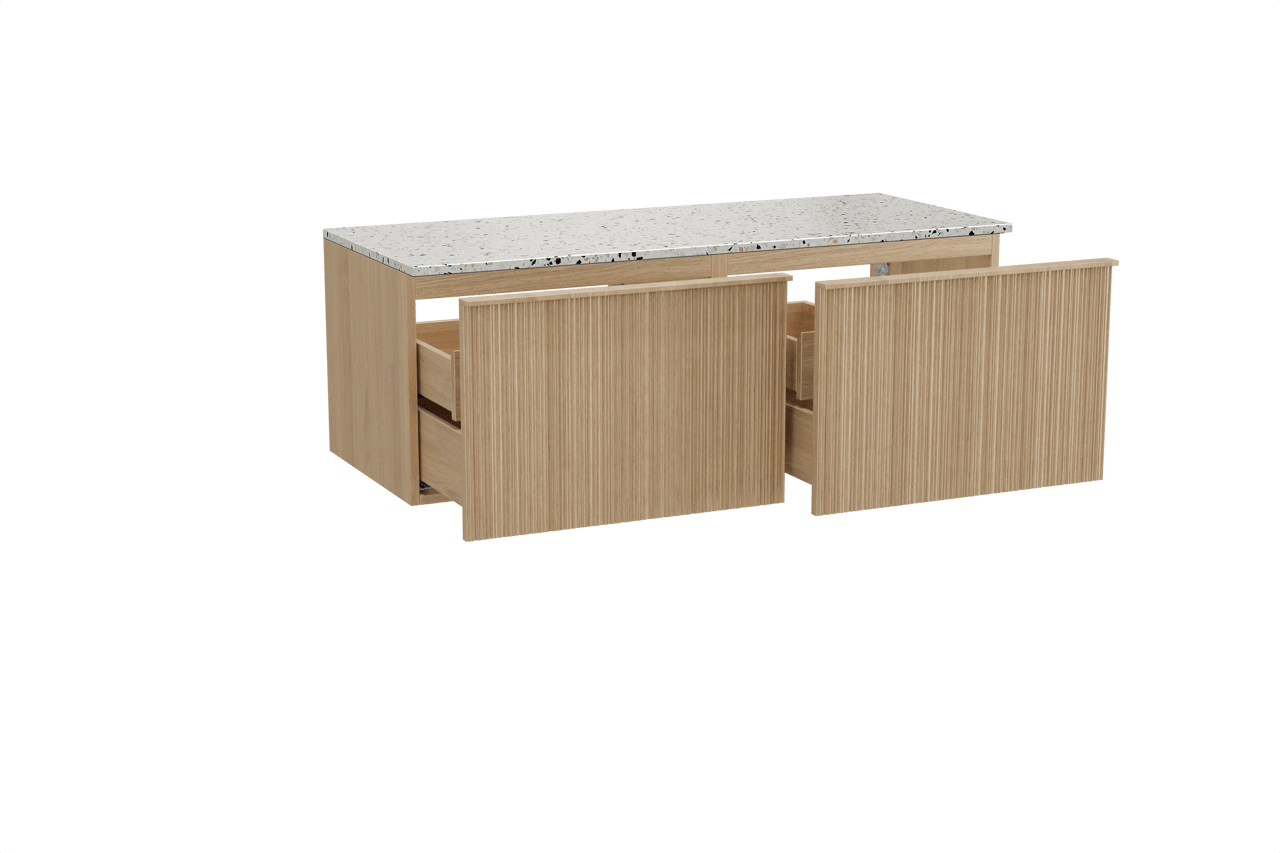 Balmani Forma zwevend badmeubel 135 x 55 cm naturel eiken met Stretto enkel of dubbel wastafelblad in mat wit/zwart terrazzo, Verticale asymmetrische ronde ribbel