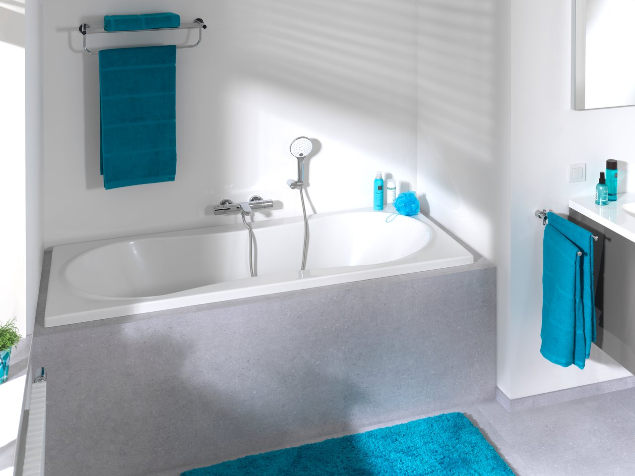 Luca Varess Trasime tweepersoons inbouwbad 180 x 80 cm acryl Glanzend Wit