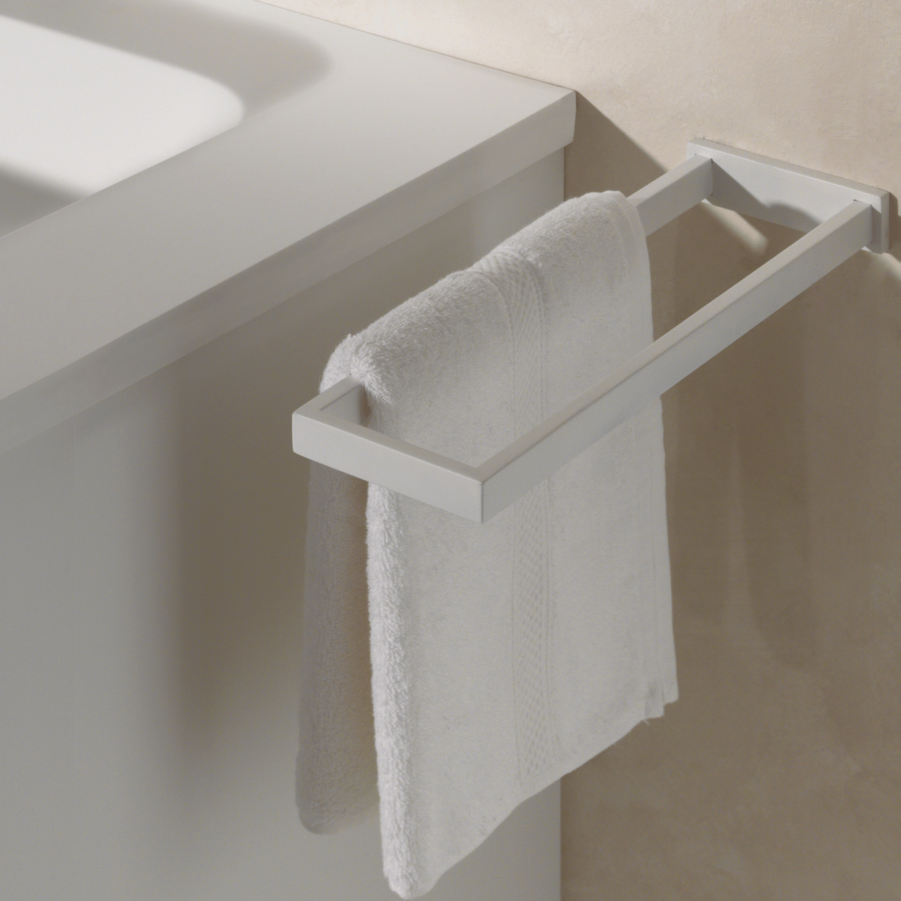 Blaufoss Noma doppelter Handtuchhalter, weiß matt, 41 cm